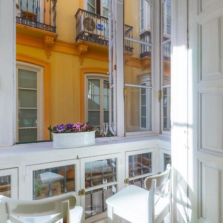 Puerta De Larios: Central Three-Bedroom Apartment With Balconies And Patio Màlaga Exteriér fotografie